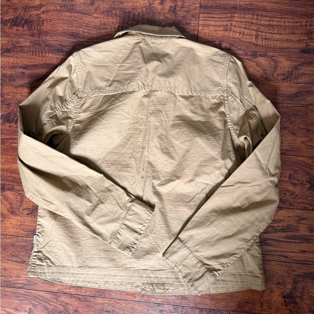 Vuori Women's Ripstop Utility Jacket Tan Athletic Workout Athleisure | Medium - Picture 4 of 5